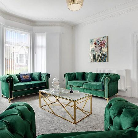 Stunning 4-Bedroom, 2 Bathrooms In Sunderland Sunderland  Exteriér fotografie